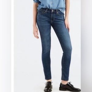 Levi's Performance 511 Slim Fit Straight Leg
Jeans Dark Wash Stretch